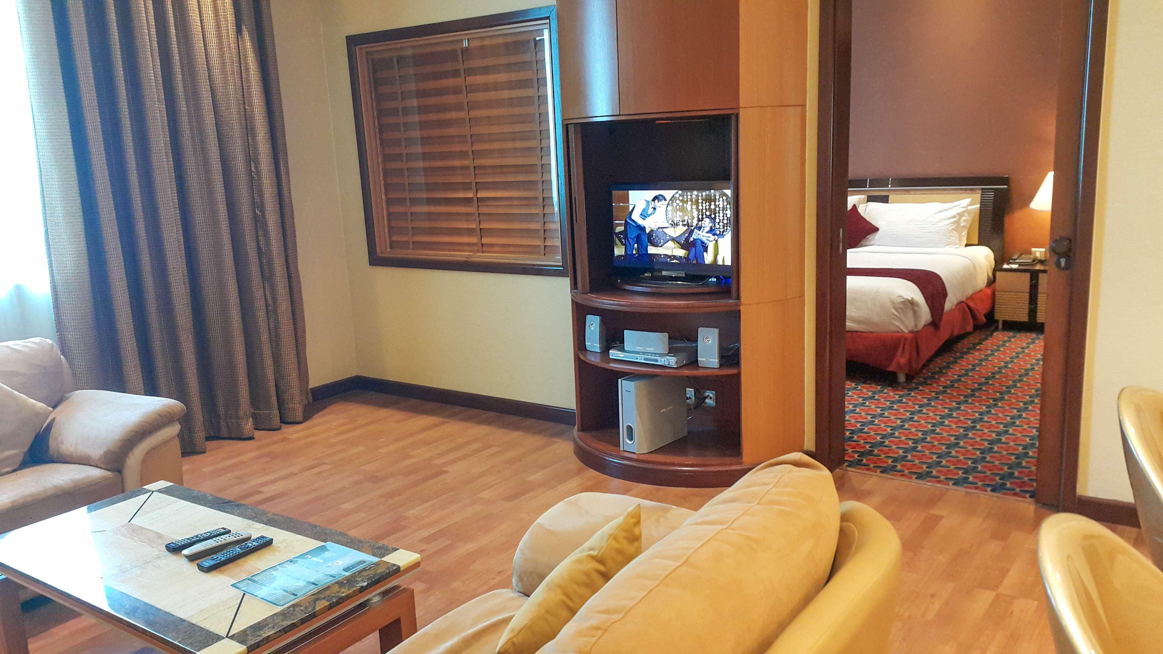 City Center Hotel Манама Экстерьер фото