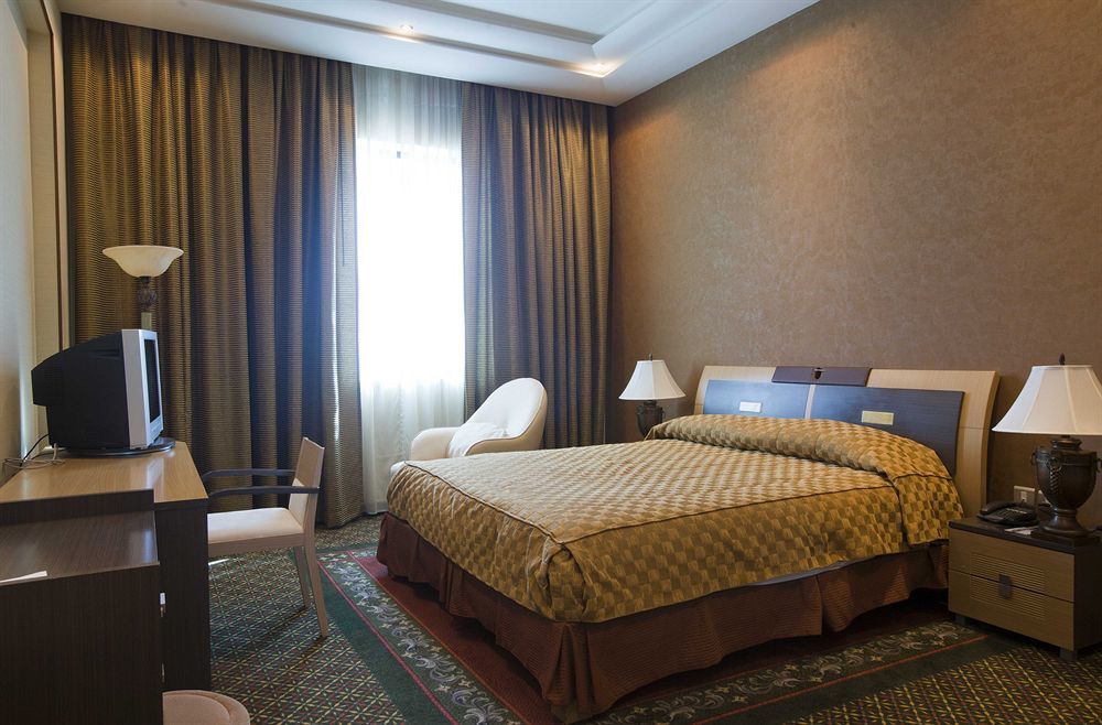City Center Hotel Манама Экстерьер фото